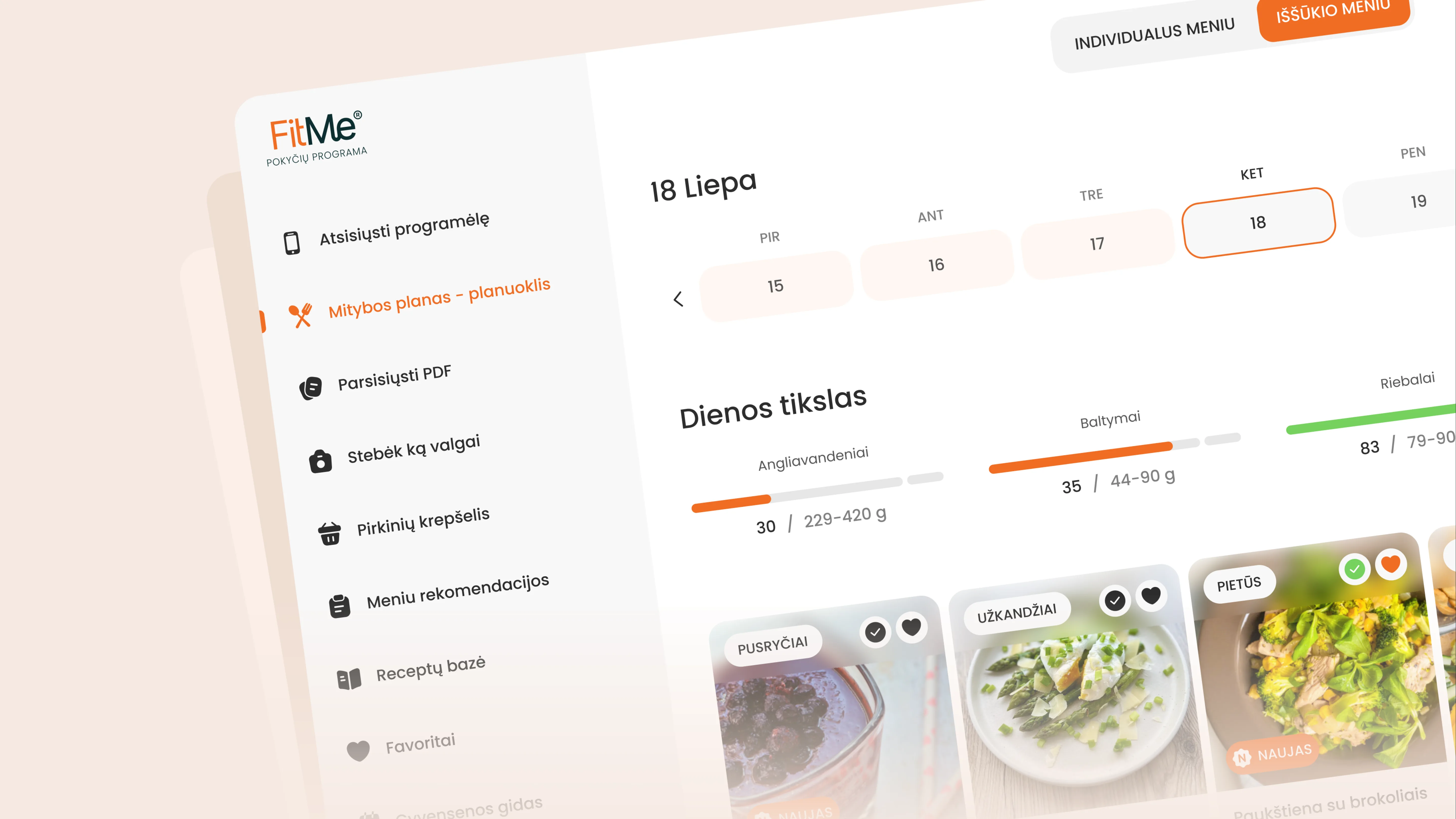 FitMe meal planner showing the daily nutrition targets and the day's menu